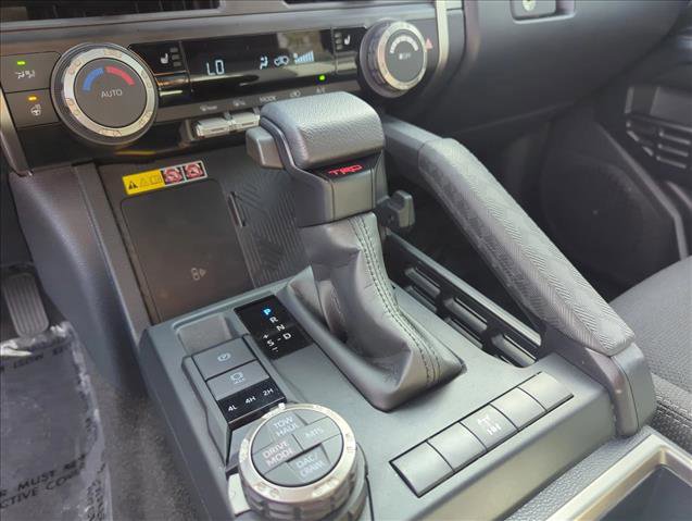 Certified 2025 Toyota 4Runner TRD Off-Road image 15