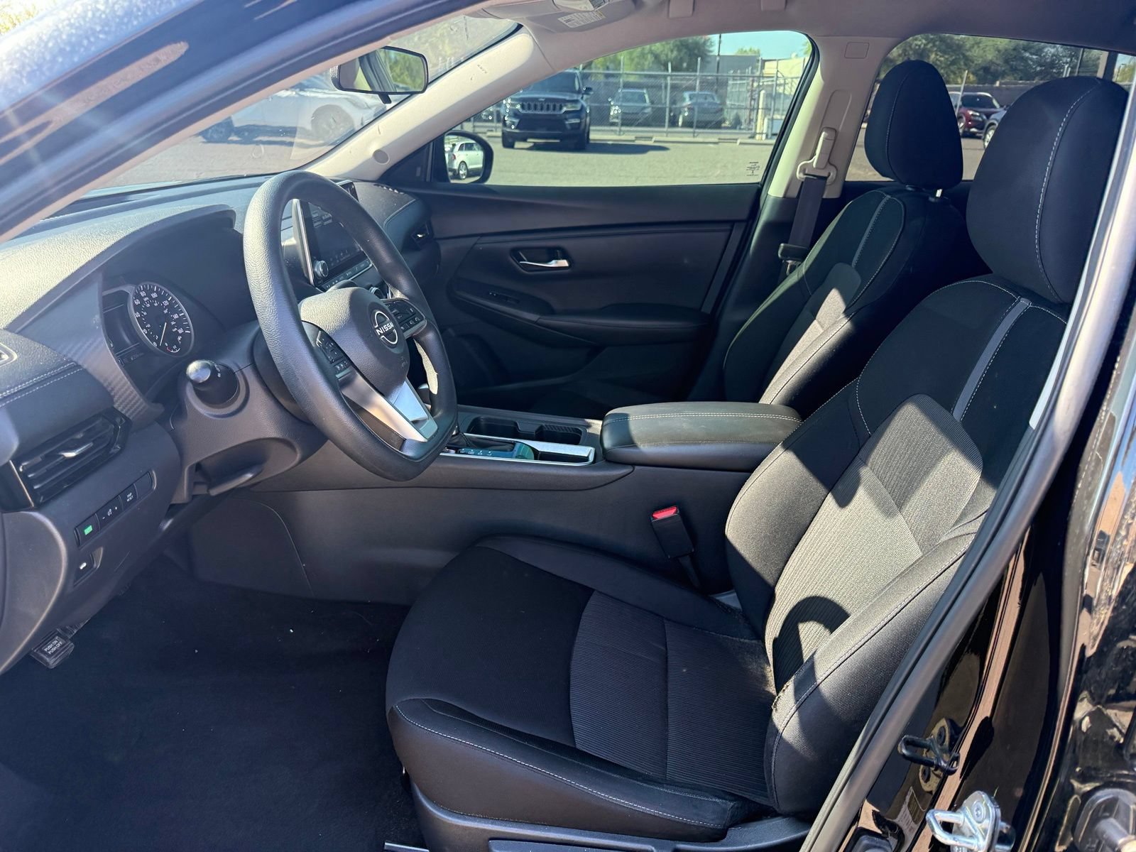 Used 2024 Nissan Sentra SV FWD image 13