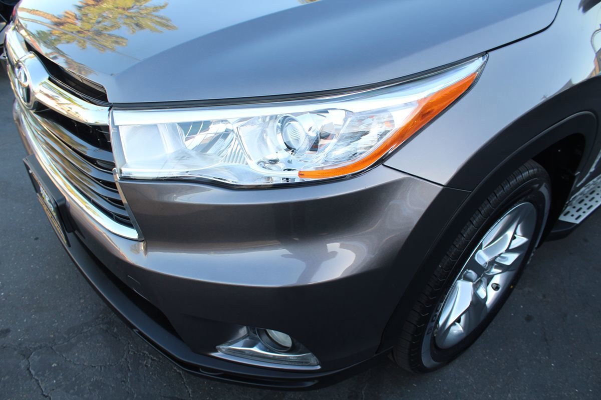 Used 2014 Toyota Highlander Limited AWD/4WD image 10