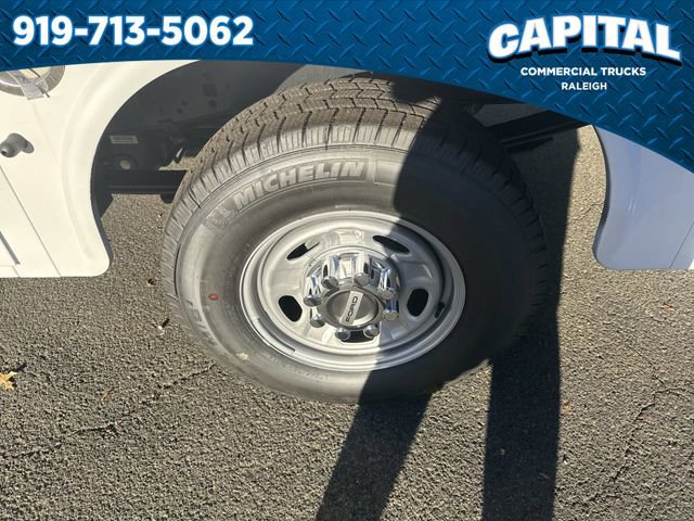 New 2026 Ford F250 XL w/ XL Chrome Package image 13