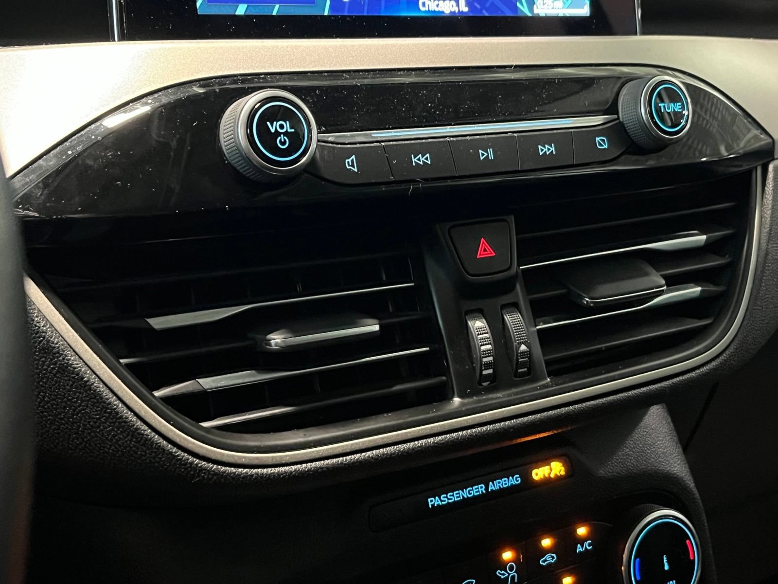 Used 2022 Ford Escape SEL w/ Technology Package FWD image 24