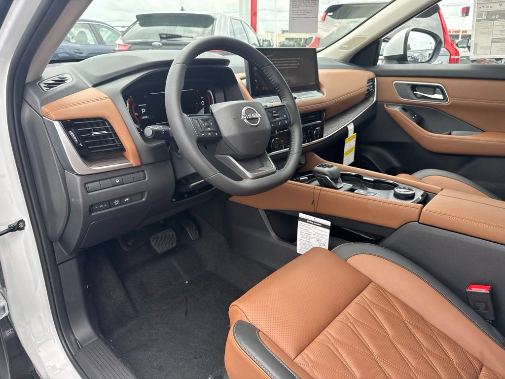 Used 2026 Nissan Rogue Platinum AWD/4WD image 13