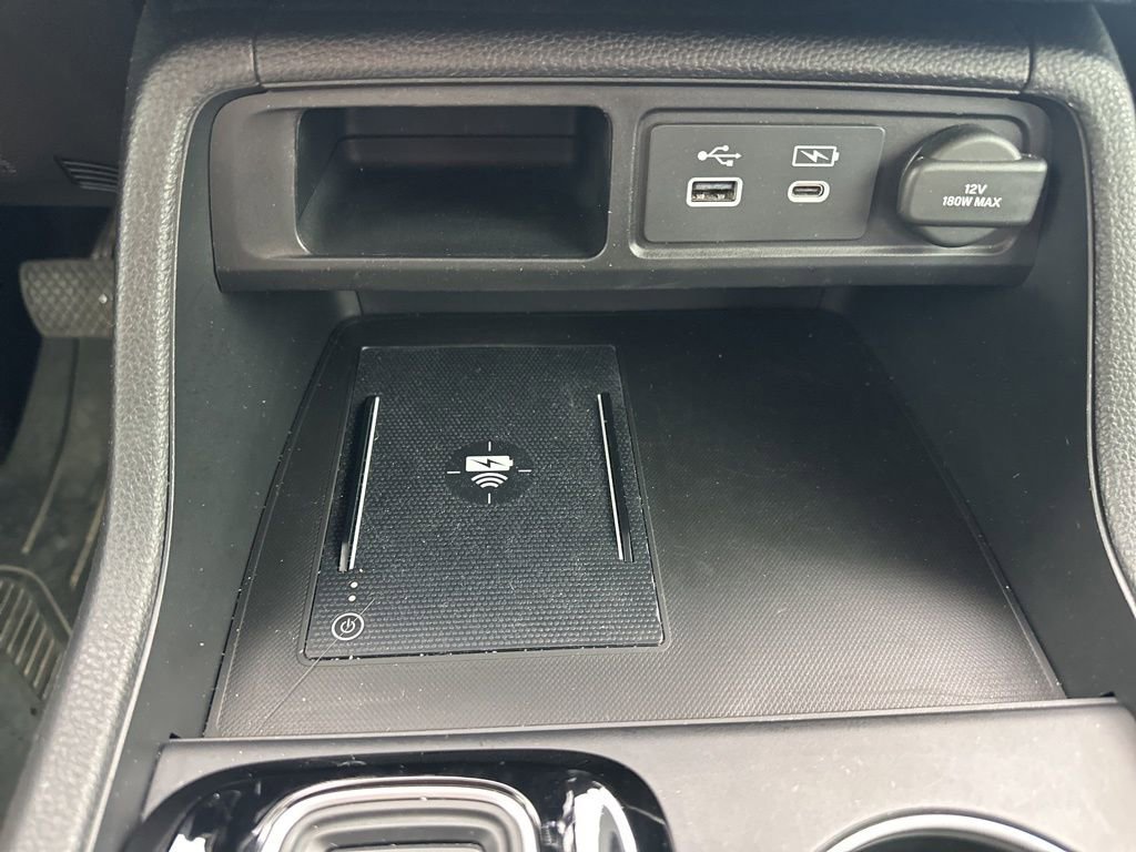 Used 2023 Honda Pilot Elite image 25