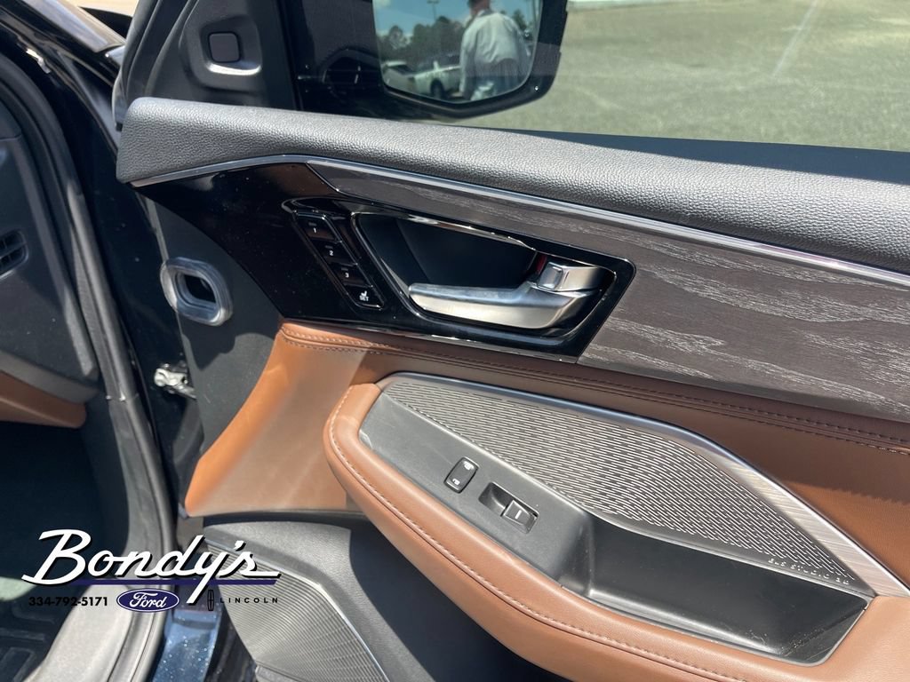 Used 2023 Acura MDX SH-AWD w/ Advance Package image 20