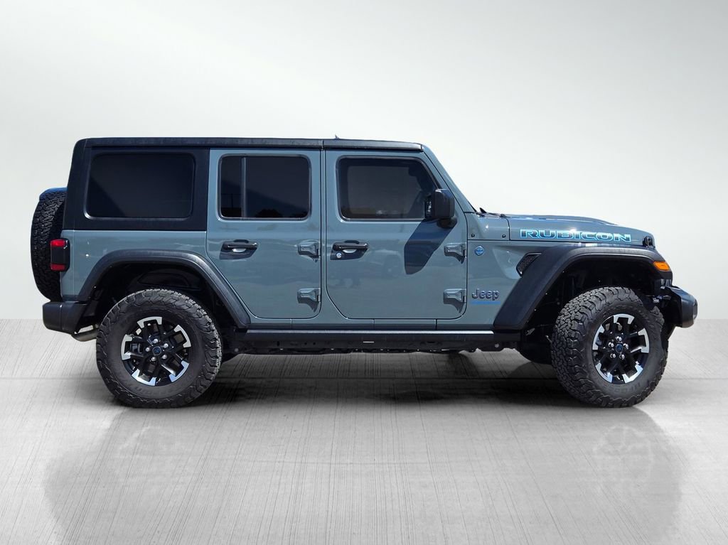 Used 2024 Jeep Wrangler Unlimited Rubicon 4xe w/ Convenience Group AWD/4WD image 3