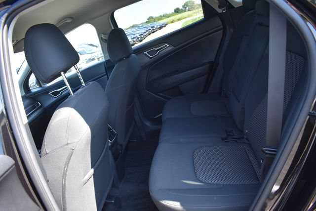 Certified 2023 Kia Sportage LX FWD image 16