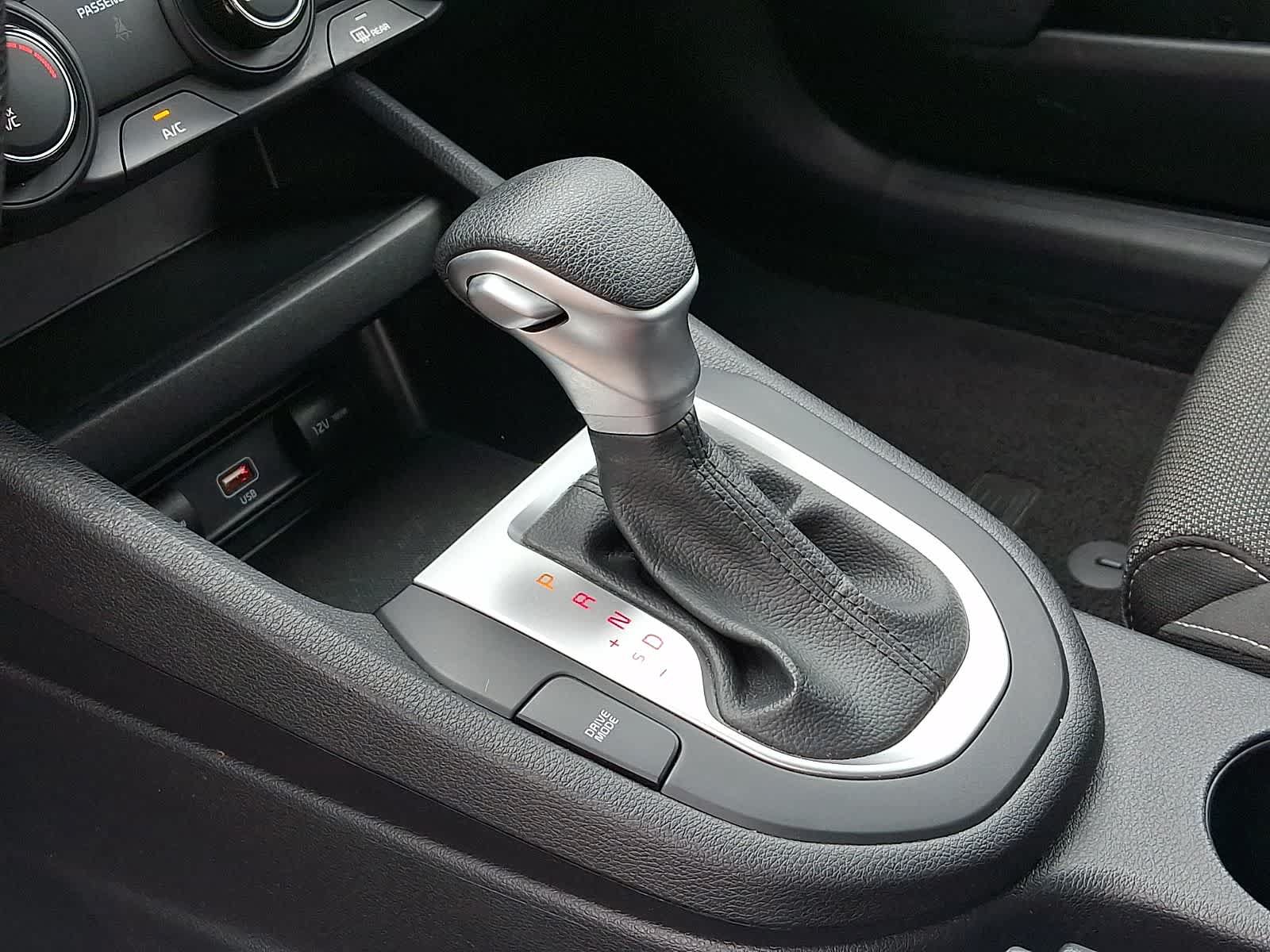Used 2023 Kia Forte LXS w/ LXS Technology Package FWD image 15