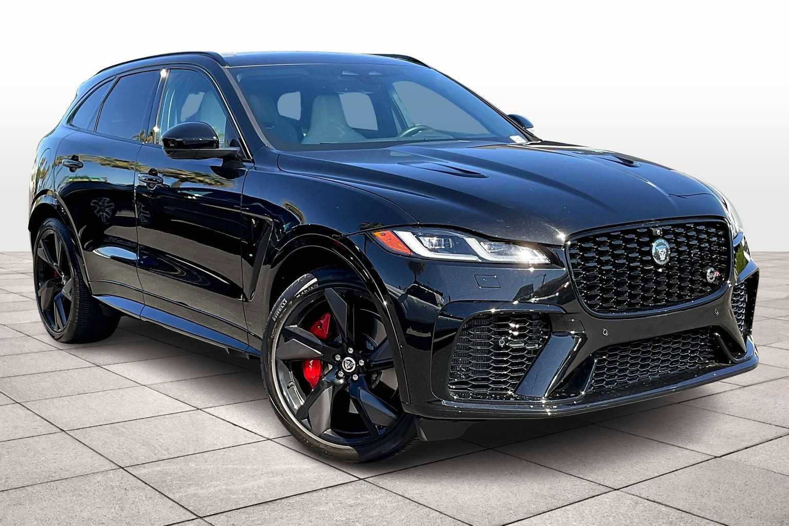 Used 2024 Jaguar F-PACE SVR image 2