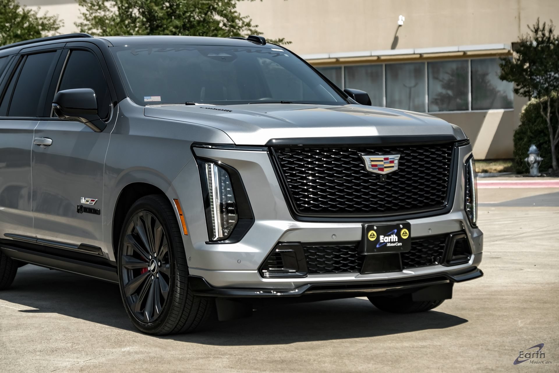 Used 2025 Cadillac Escalade V w/ LPO, Floor Liner Package AWD/4WD image 26