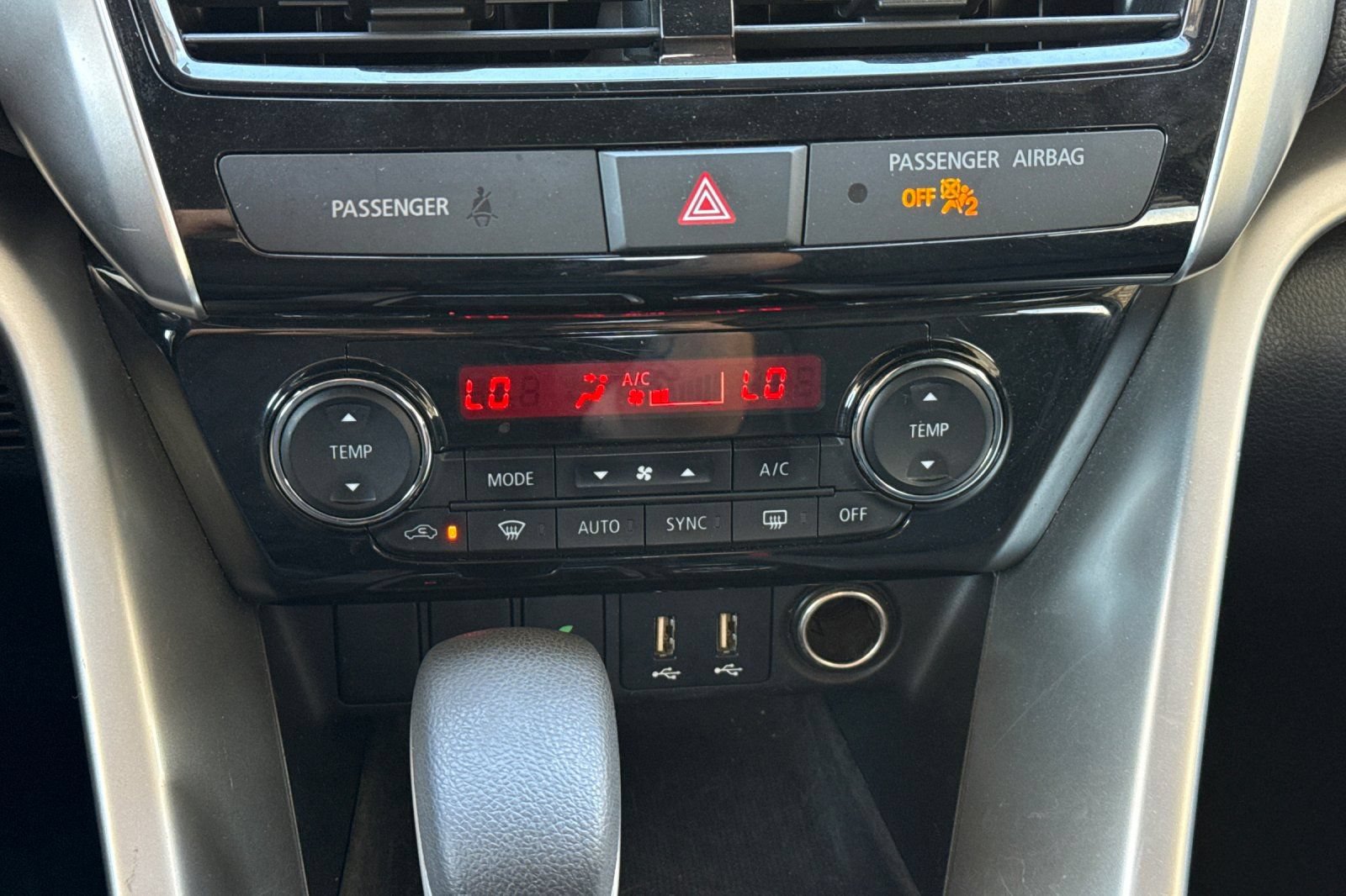 Used 2024 Mitsubishi Eclipse Cross SE AWD/4WD image 29