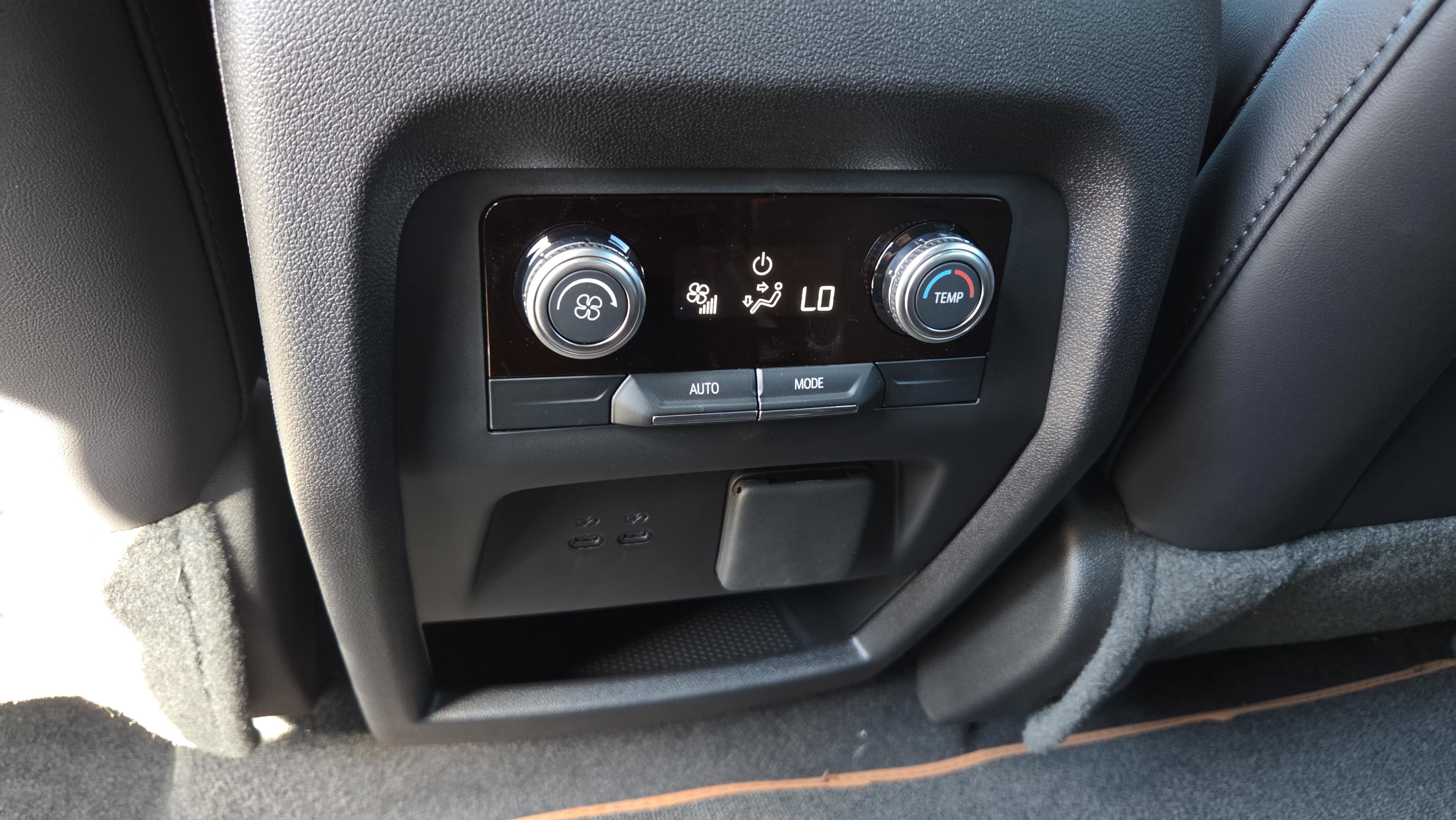 New 2026 GMC Acadia AT4 w/ Super Cruise Package AWD/4WD image 22