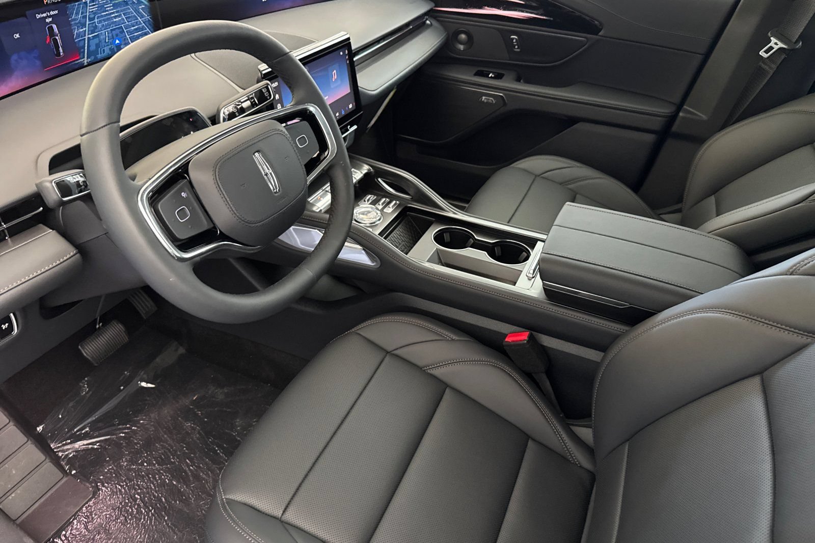 New 2026 Lincoln Nautilus Premier w/ Equipment Group 102A AWD/4WD image 7