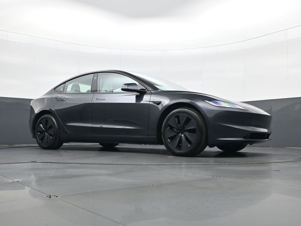 Used 2025 Tesla Model 3 Long Range image 26