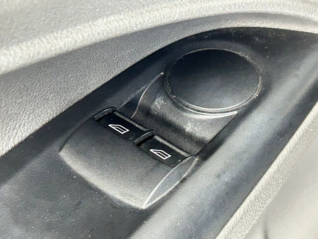 Used 2019 Ford Transit Connect XL image 27