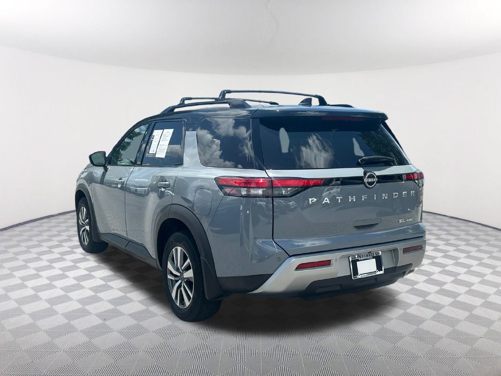 Used 2024 Nissan Pathfinder SL AWD/4WD image 7