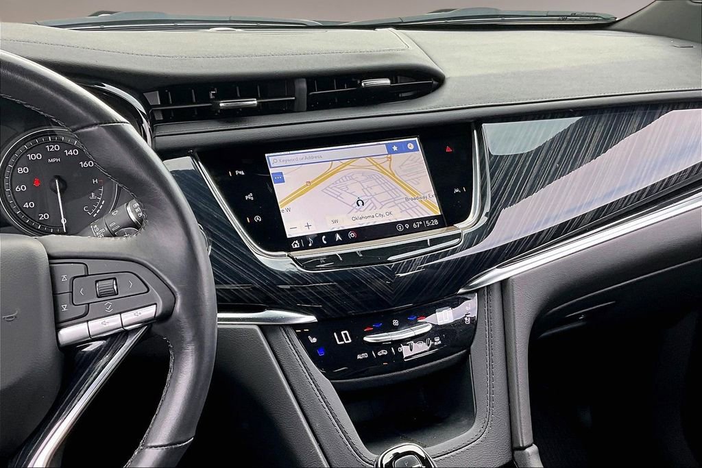 Certified 2024 Cadillac XT6 Premium Luxury w/ Technology Package AWD/4WD image 6
