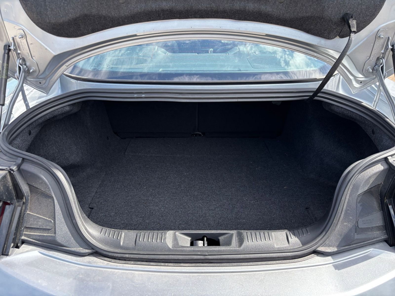 Used 2025 Ford Mustang GT Premium image 31