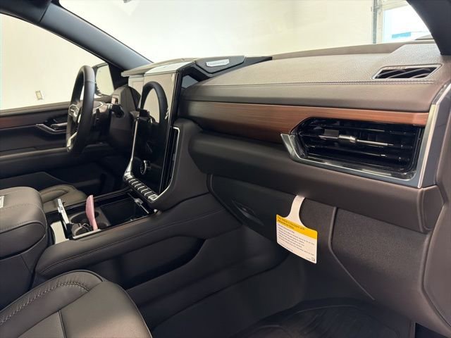 New 2026 GMC Yukon XL Denali w/ Sun & Power Step Package image 35