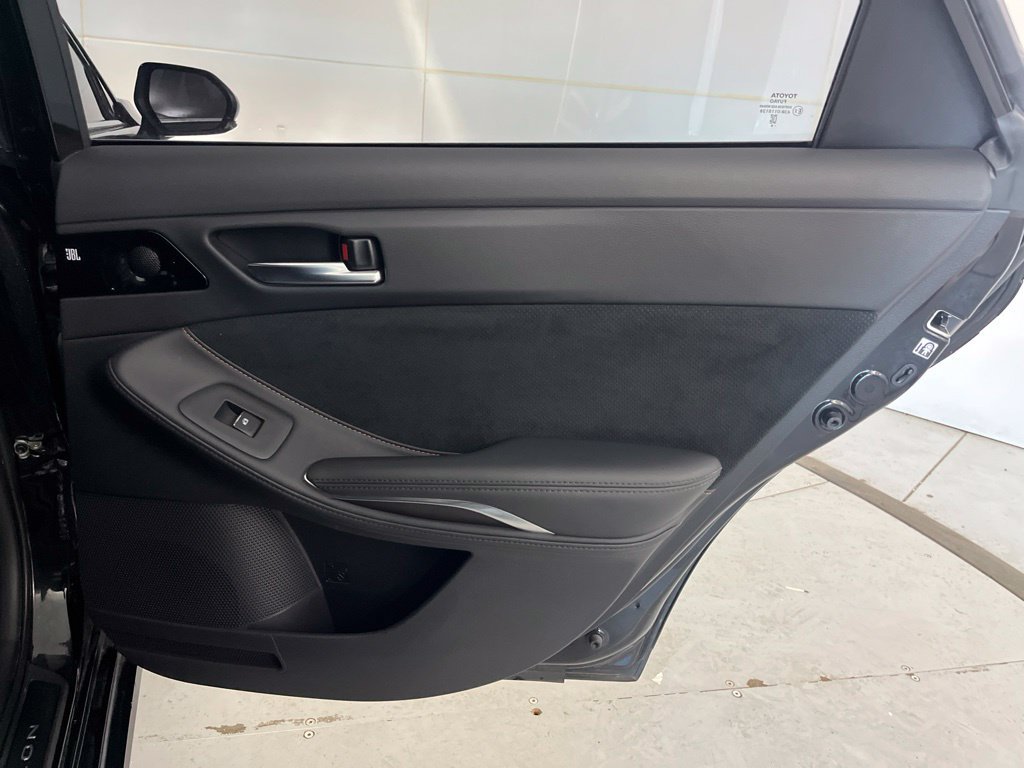 Used 2019 Toyota Avalon XSE w/ All Weather Liner Package FWD image 28