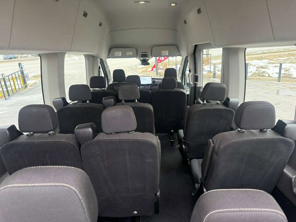 Used 2022 Ford Transit 350 XLT image 50