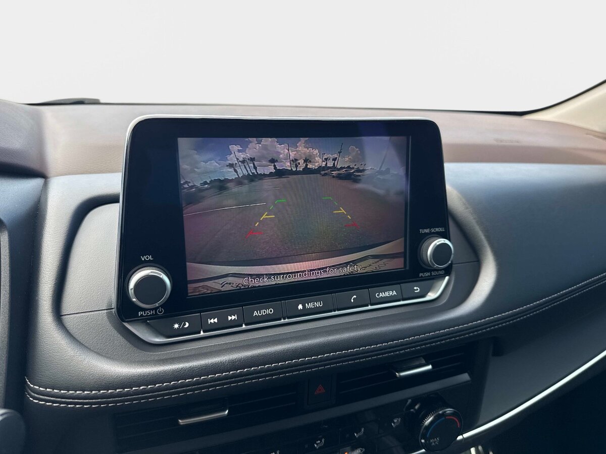 Used 2023 Nissan Rogue S FWD image 20
