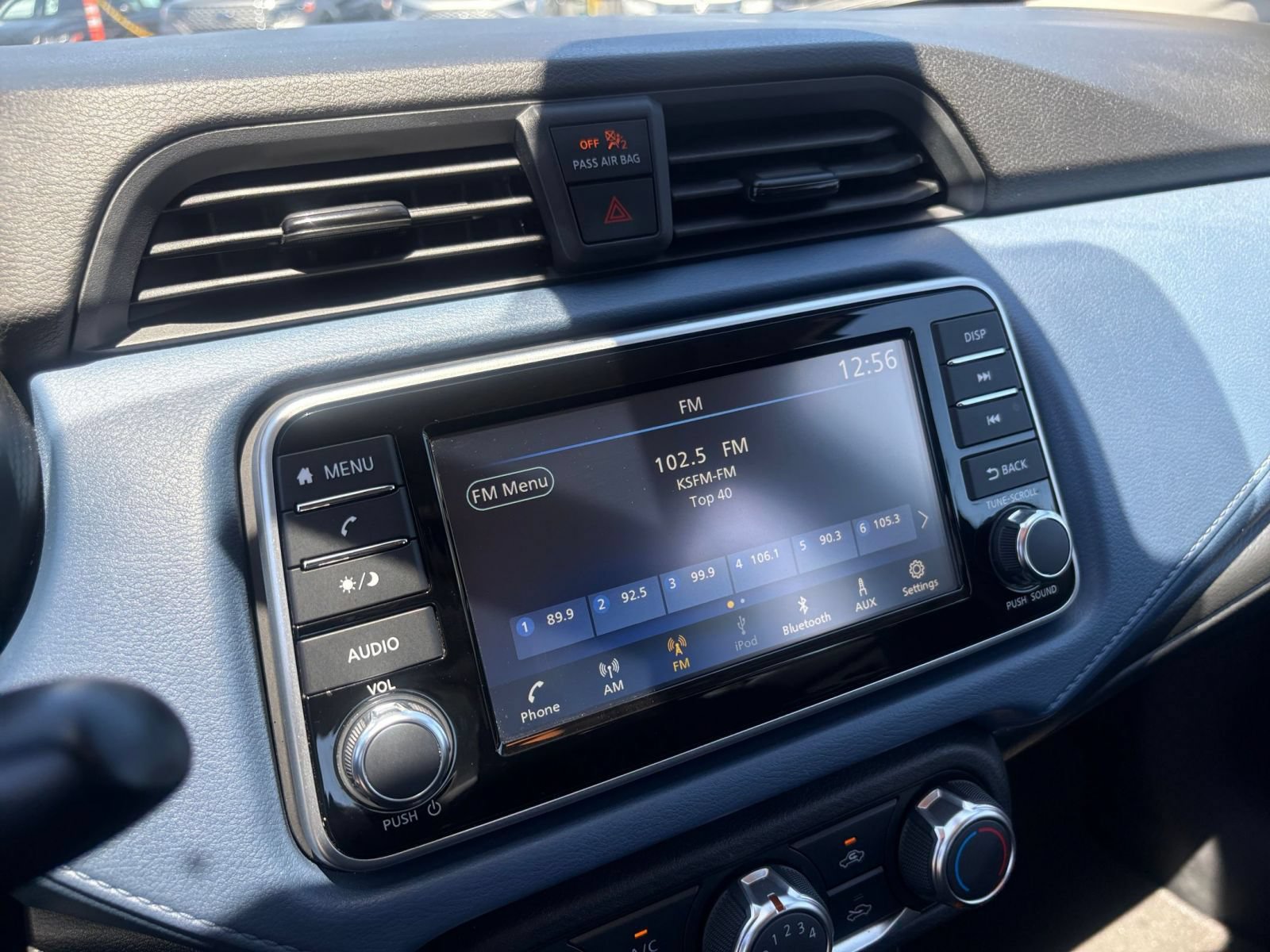 Used 2025 Nissan Versa SV FWD image 20