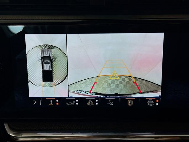 Used 2024 GMC Sierra 3500 Denali w/ Denali Reserve Package image 17