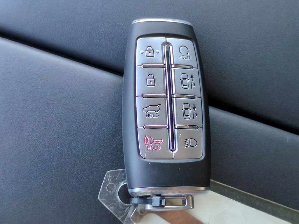 Used 2024 Genesis GV80 3.5T w/ Prestige Package image 31