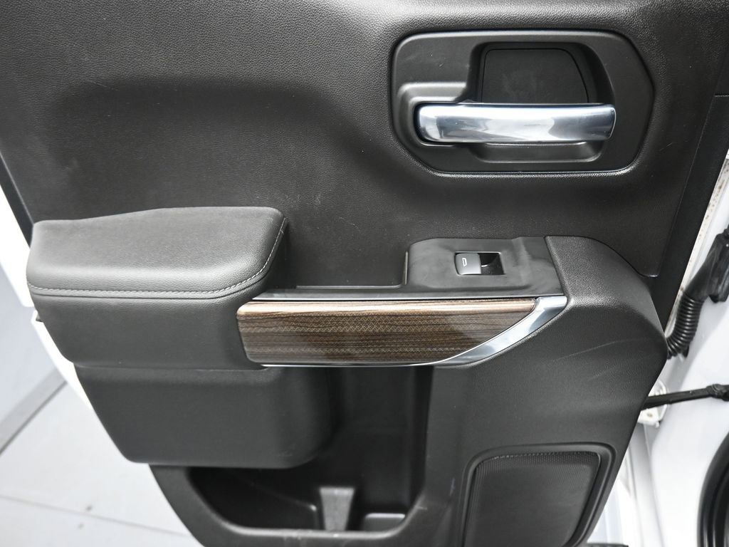 Used 2019 Chevrolet Silverado 1500 RST image 31