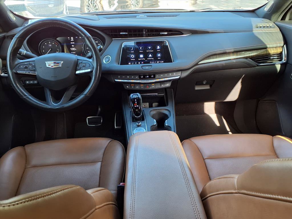 Used 2023 Cadillac XT4 Sport FWD image 11