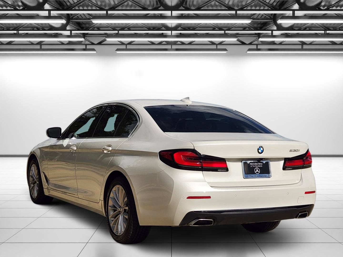 Used 2022 BMW 530i w/ Premium Package RWD image 7