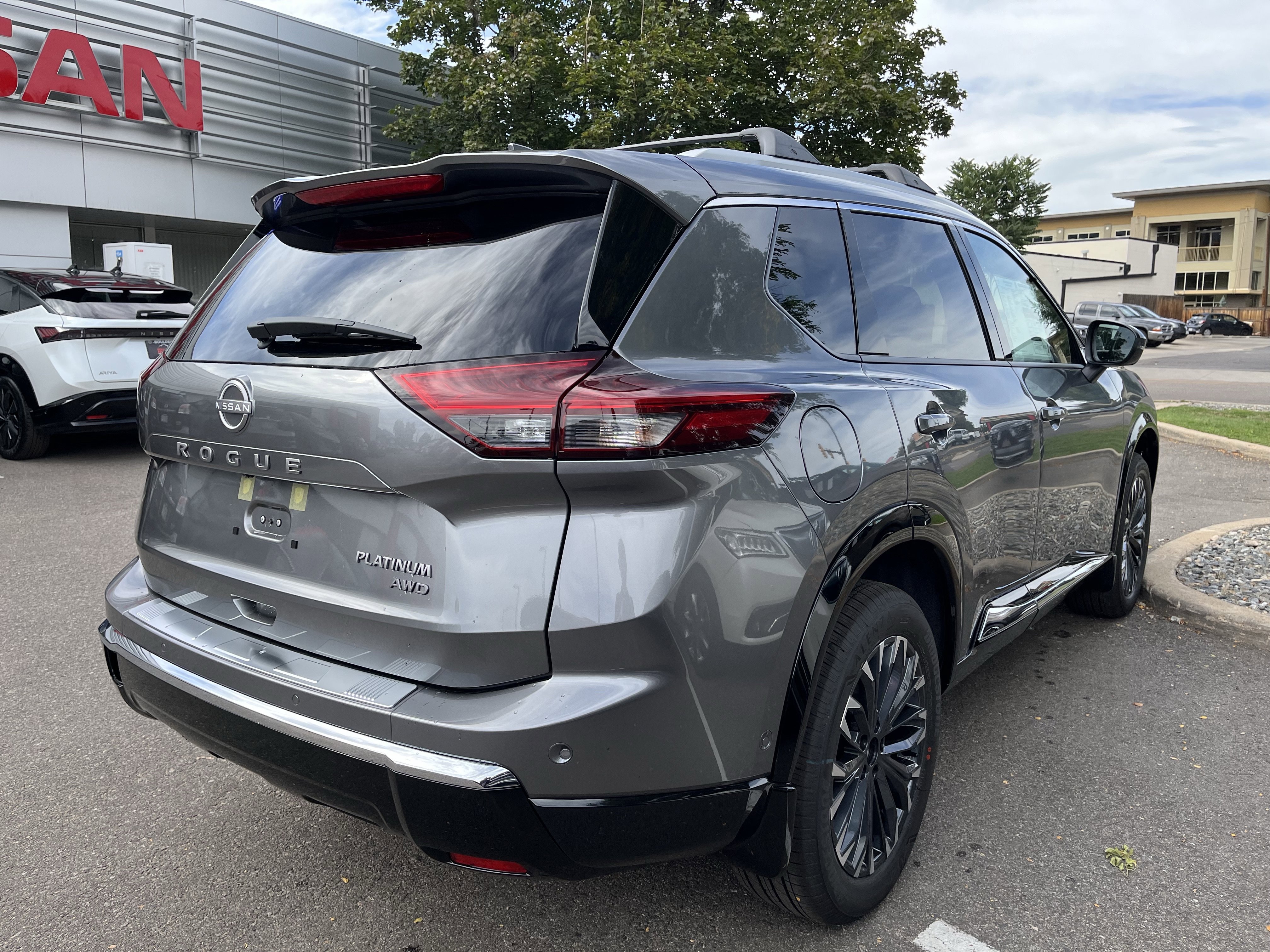 New 2026 Nissan Rogue Platinum image 7