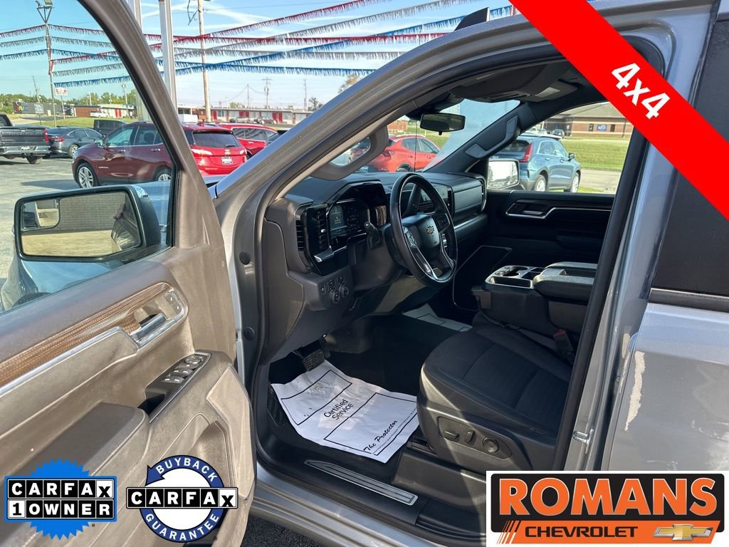 Used 2023 Chevrolet Silverado 1500 LT w/ Protection Package image 9