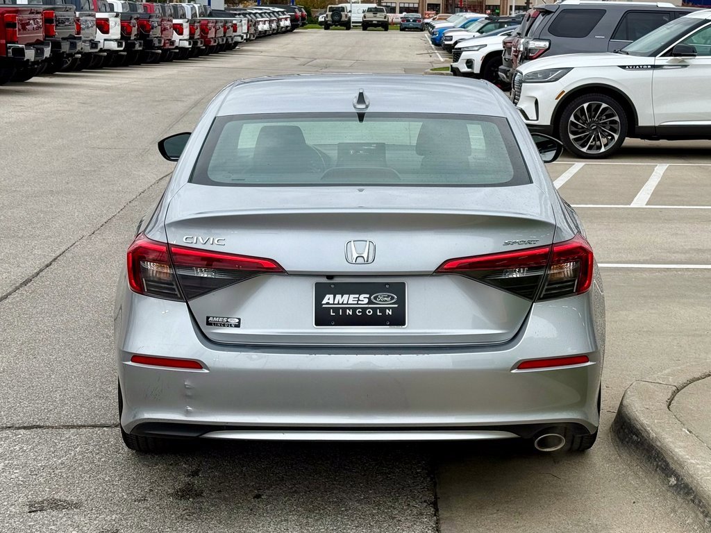 Used 2024 Honda Civic Sport image 4