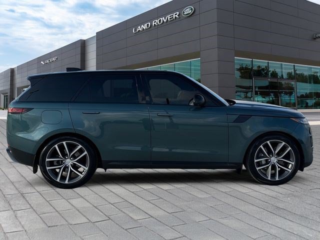 Used 2023 Land Rover Range Rover Sport SE AWD/4WD image 6