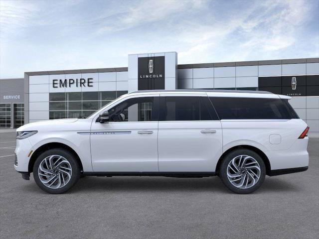 New 2025 Lincoln Navigator L Reserve image 3