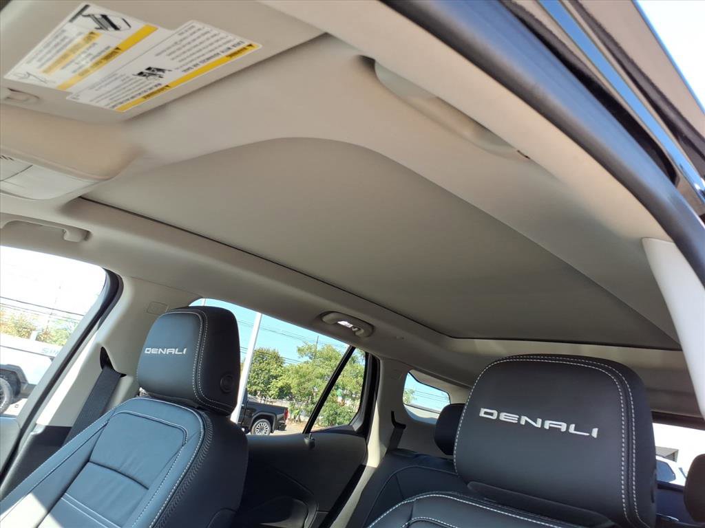 Certified 2023 GMC Terrain Denali w/ Black Diamond Edition image 17