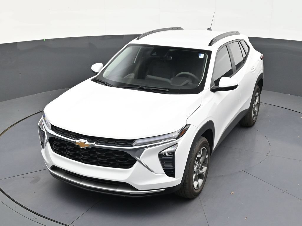 Used 2026 Chevrolet Trax LT FWD image 20