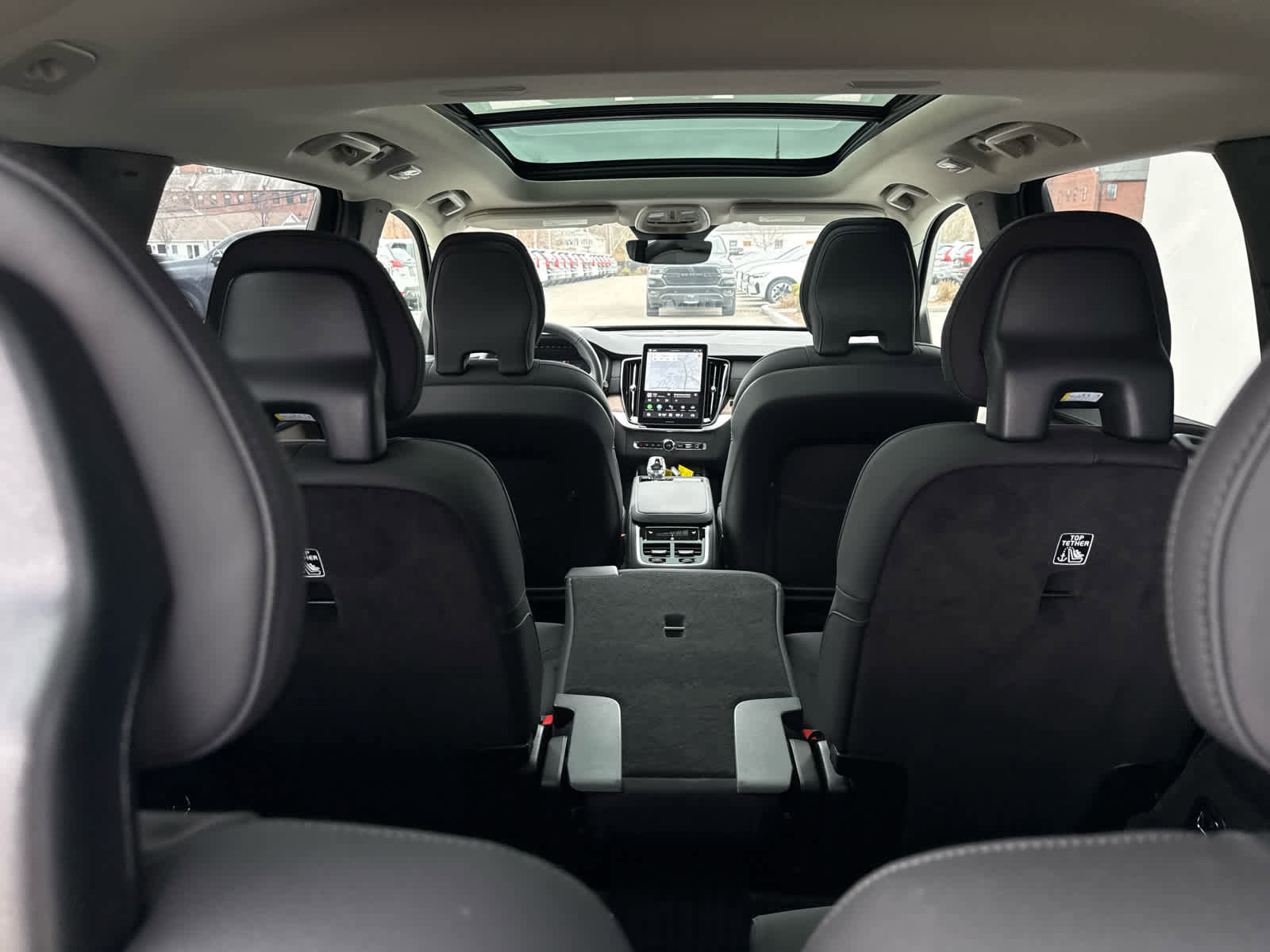 Used 2026 Volvo XC90 B6 Plus image 21