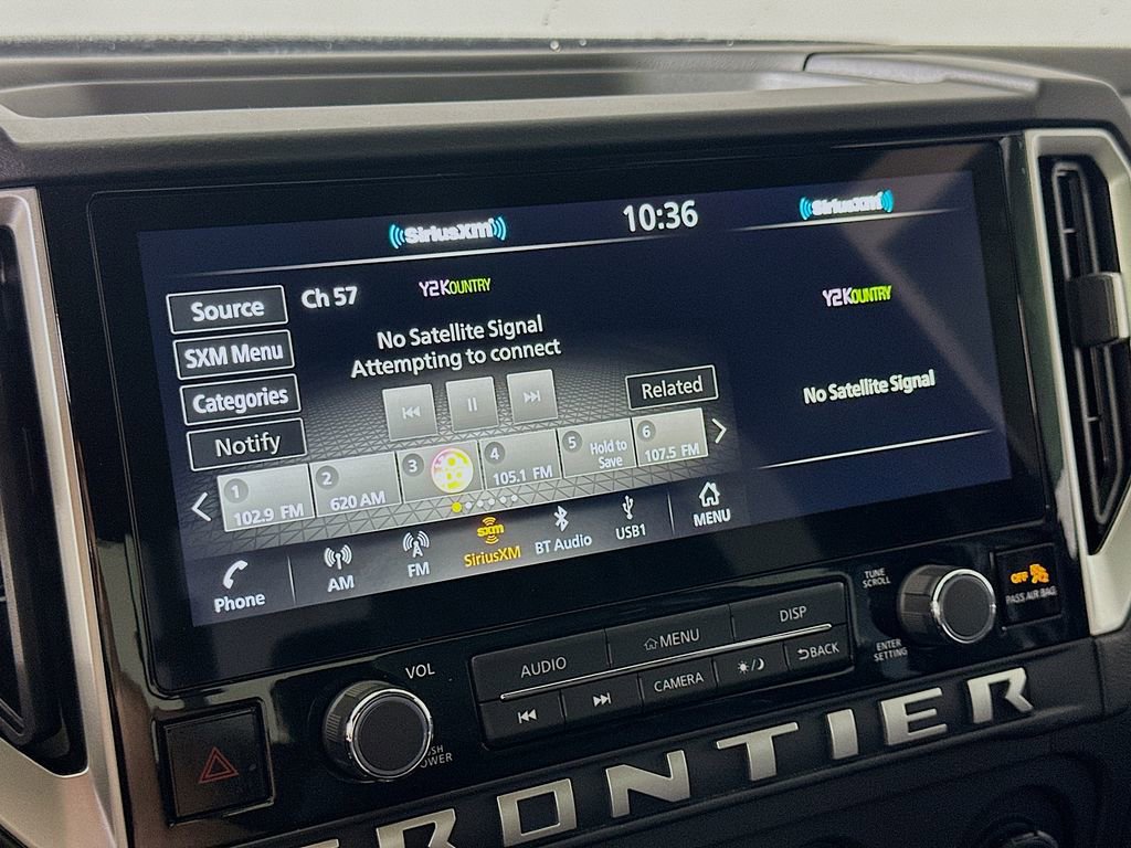 Used 2025 Nissan Frontier SV image 29