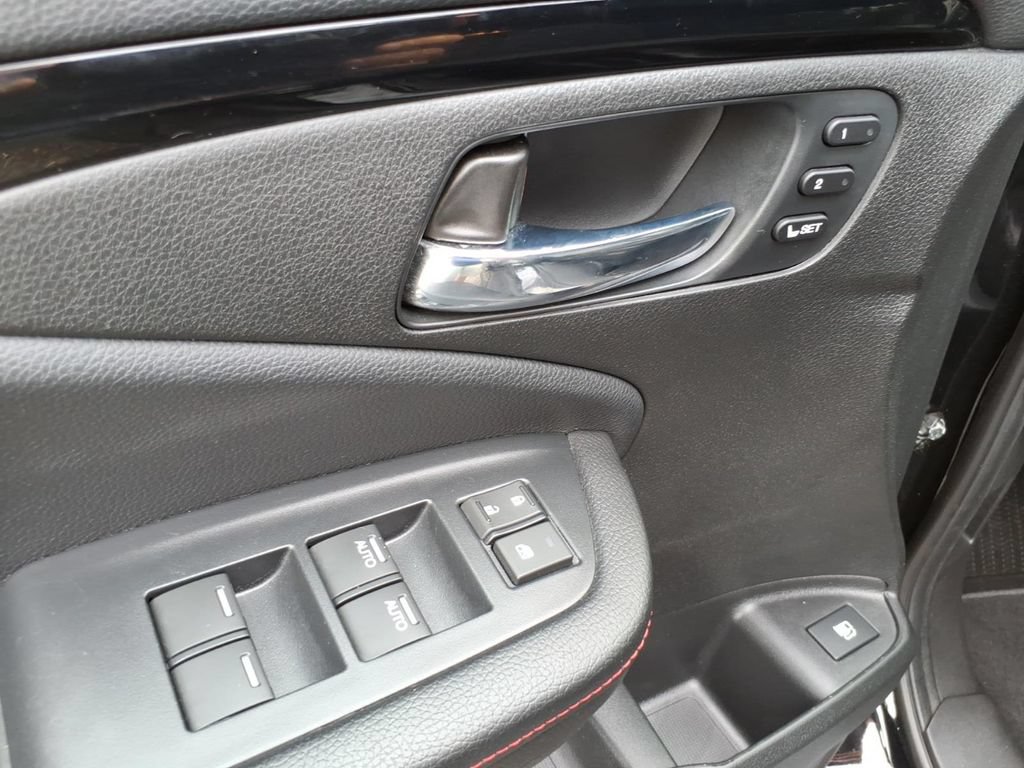 Used 2021 Honda Ridgeline Black Edition image 12