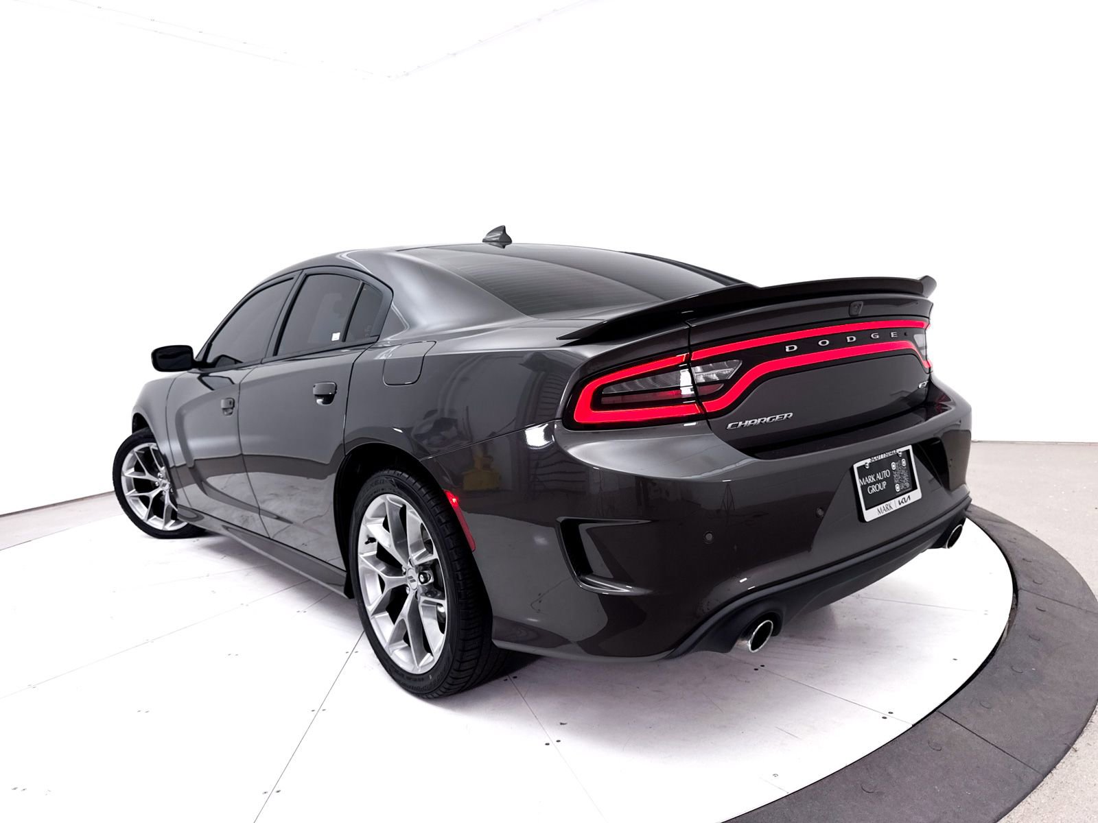 Used 2021 Dodge Charger GT RWD image 2
