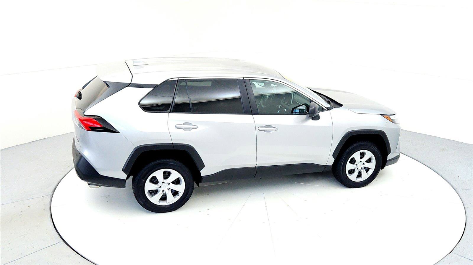 Certified 2023 Toyota RAV4 LE image 18