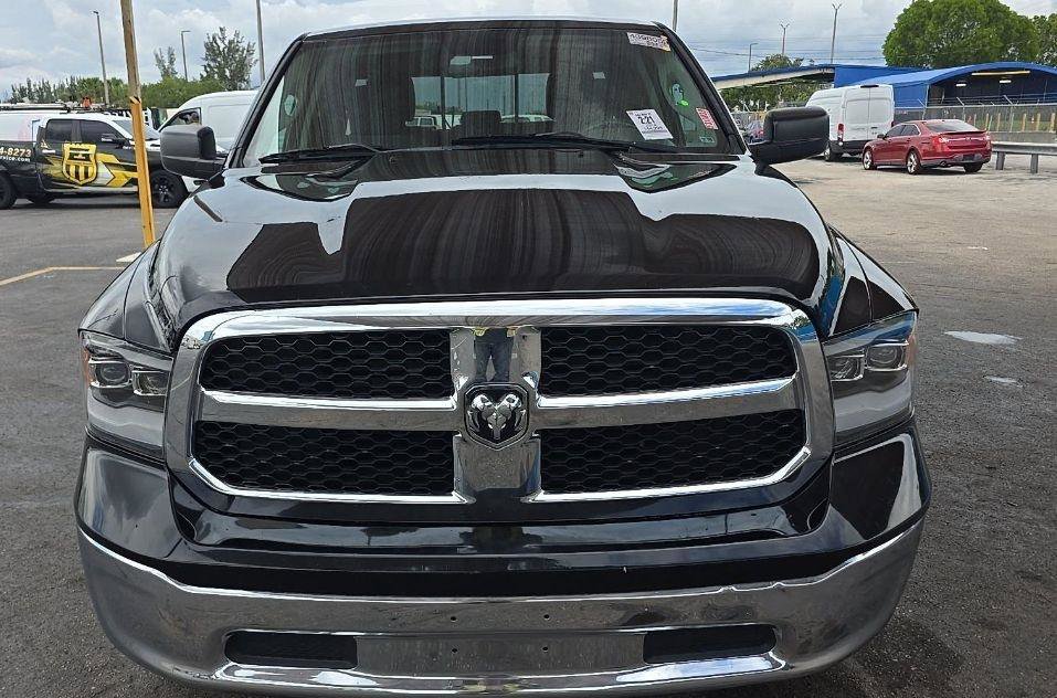 Used 2014 RAM 1500 Classic SLT RWD image 2