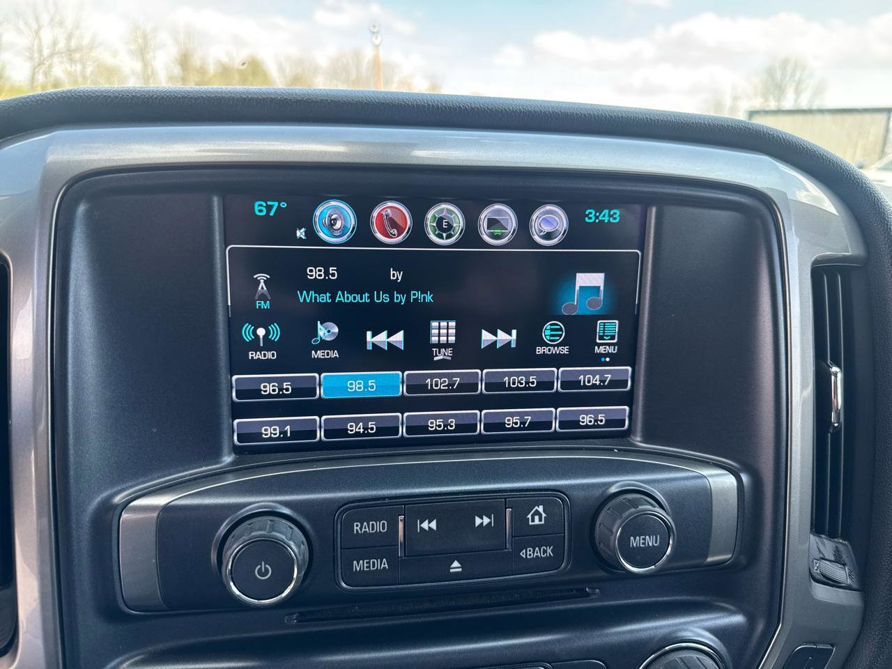 Used 2018 Chevrolet Silverado 1500 LT w/ All Star Edition AWD/4WD image 20