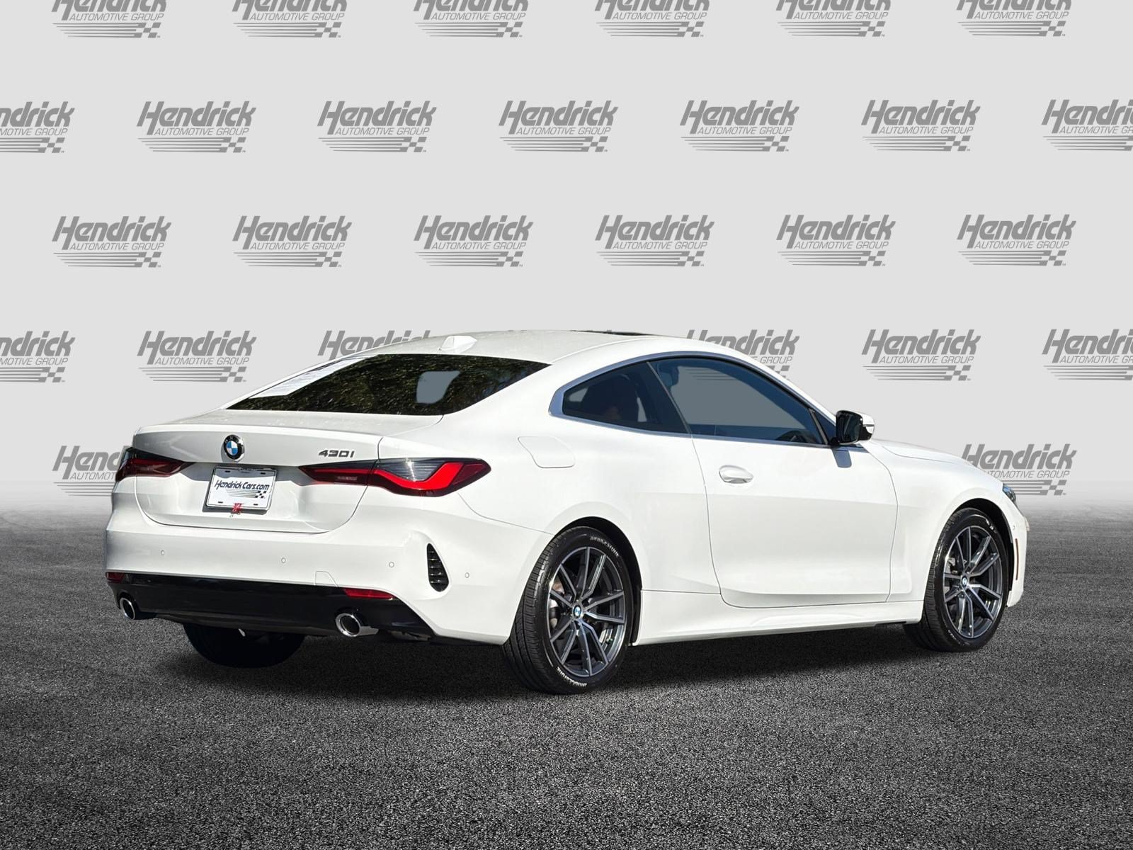 Used 2026 BMW 430i Coupe w/ Premium Package RWD image 5