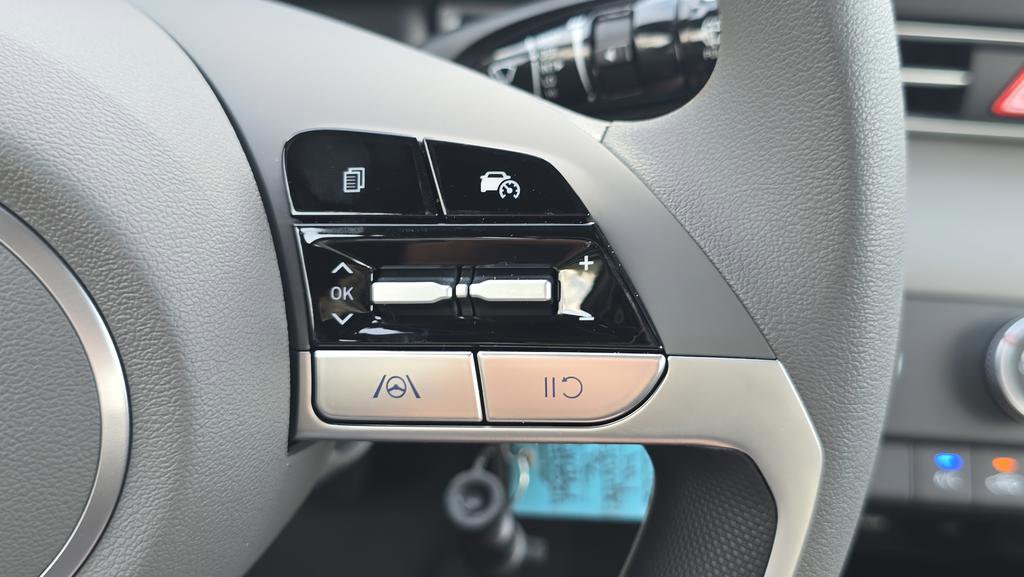 New 2026 Hyundai Elantra SE FWD image 24