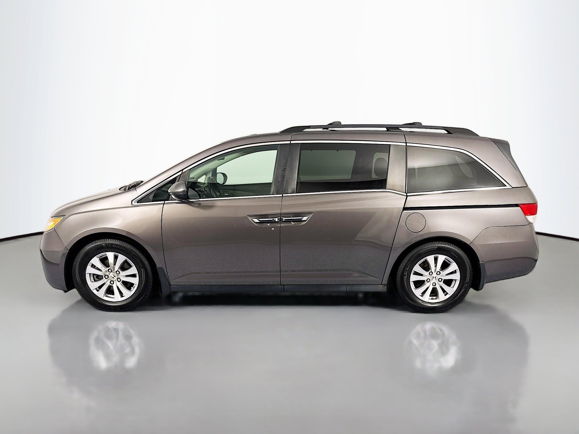 Used 2015 Honda Odyssey EX-L image 8