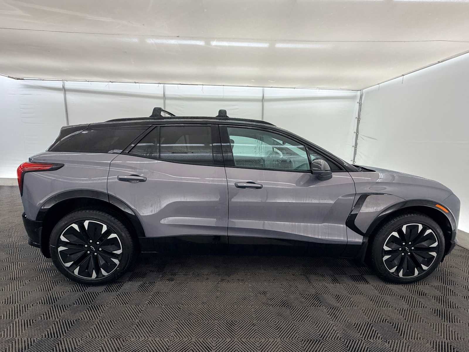 New 2026 Chevrolet Blazer EV RS w/ Super Cruise Package AWD/4WD image 7