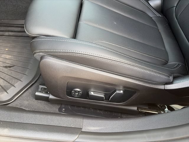 Used 2025 BMW M340i xDrive w/ Premium Package AWD/4WD image 19